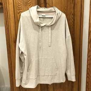 Hoodie with front pocket